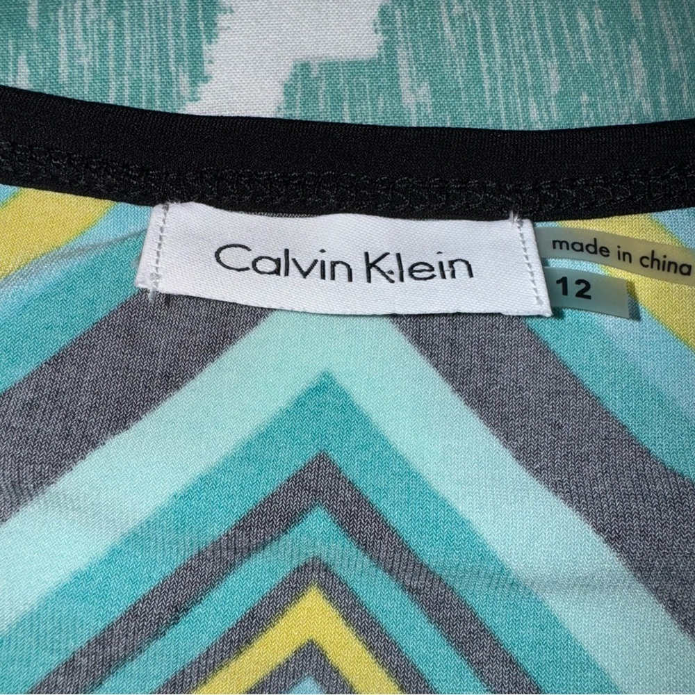 Calvin Klein Sheath Dress Size 12 Blue Green Chevron Print Short Sleeve - Picture 4 of 6